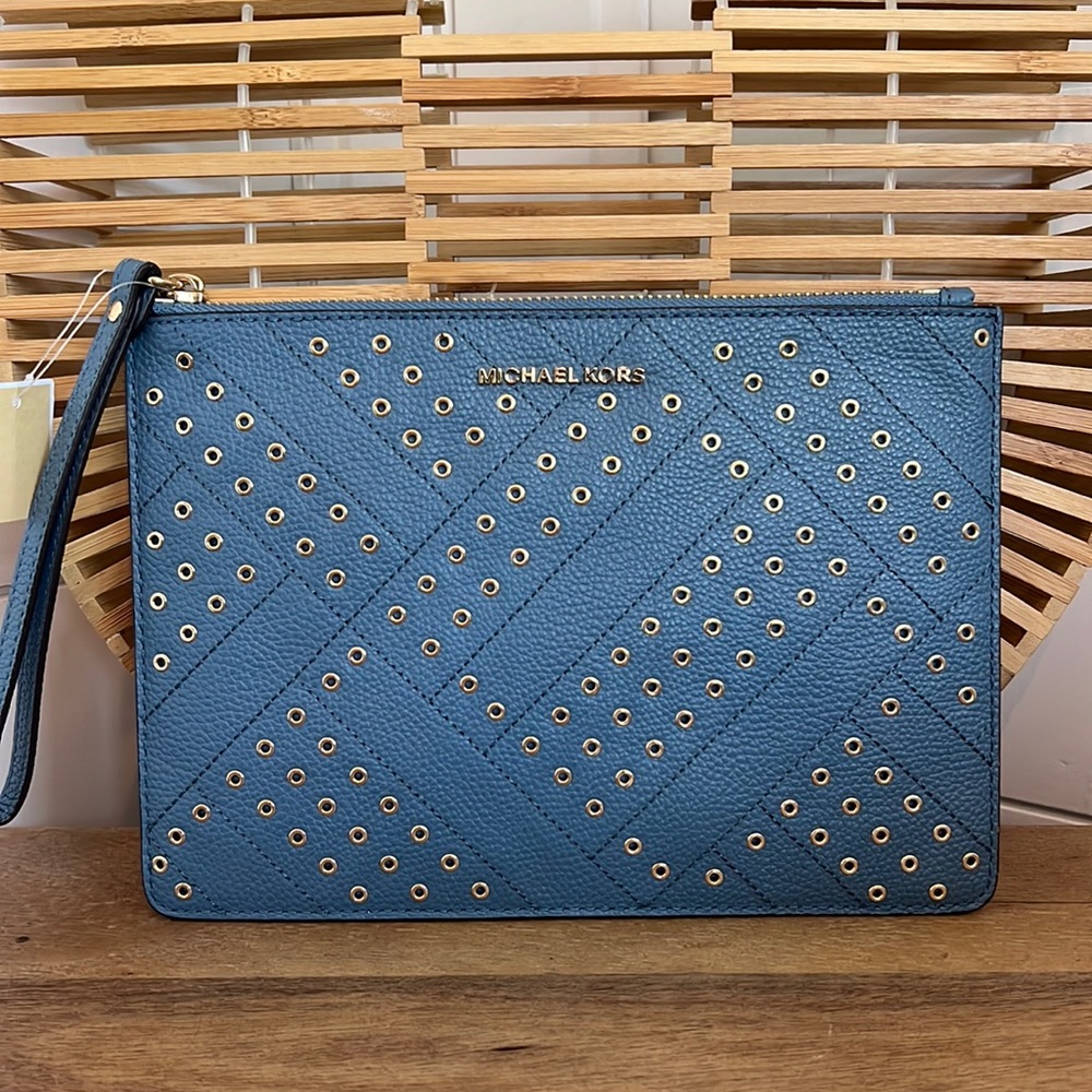 Michael Kors Jet Set Travel Clutch - Picture 1 of 17
